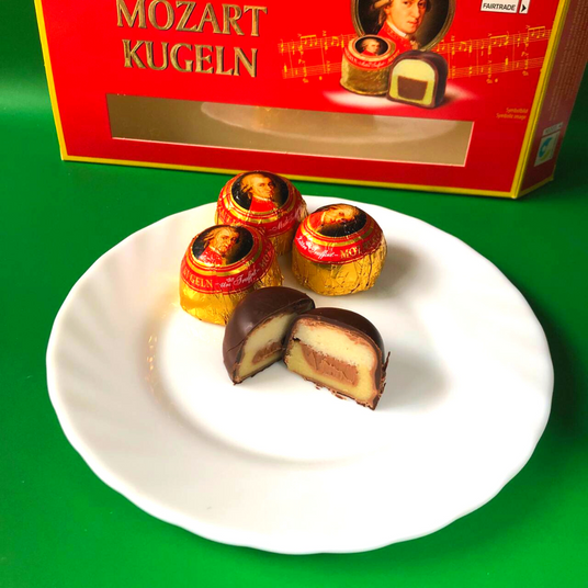 Шоколадні цукерки з марципаном Mozart Kugeln 200 г Maitre Truffout