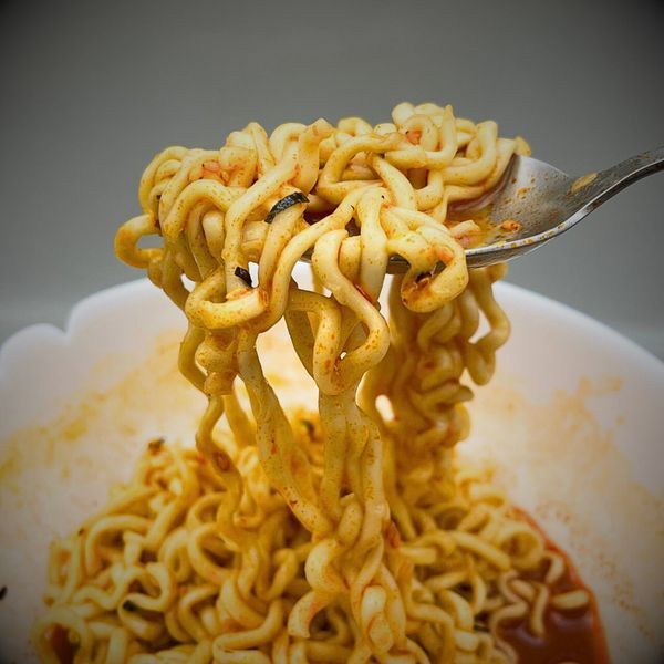 Корейская острая лапша с сырным соусом 140г х 5 (Упаковка 5 шт) Samyang Ramen Cheese Chicken Buldak (BUL-C-C-5) BUL-C-C-5 фото